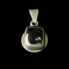 Vintage TAXCO MEXICO Sterling Silver Onyx Pendant 13.6g