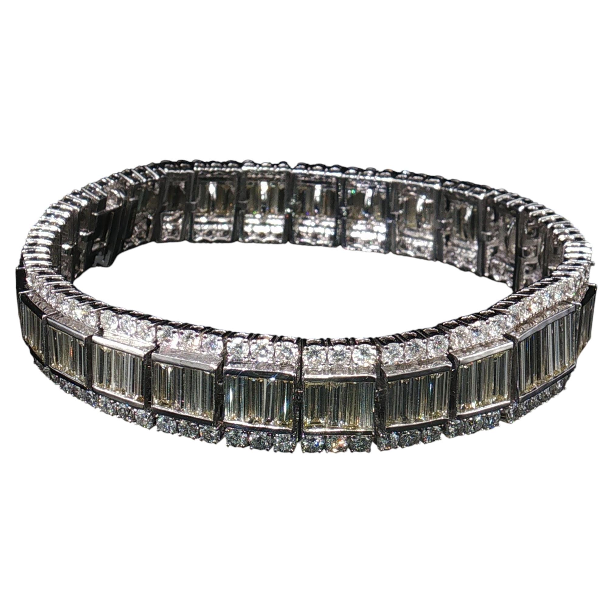 Bracciale vintage in oro bianco 18 carati con diamanti per un totale di 15,81 carati, taglio rotondo e baguette, 6,75"