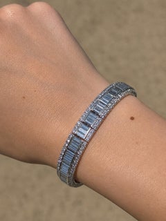 Vintage-Armband aus 18-karätigem Weißgold mit Diamanten (insgesamt 15,81 Karat), runde und Baguette-Schliffsteine, 6,75"