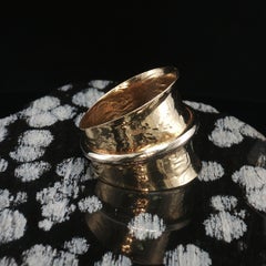 Vintage Milor Italy 14K 2-Tone Gold Wide Cigar Band Ring Hammered Sz 8.75