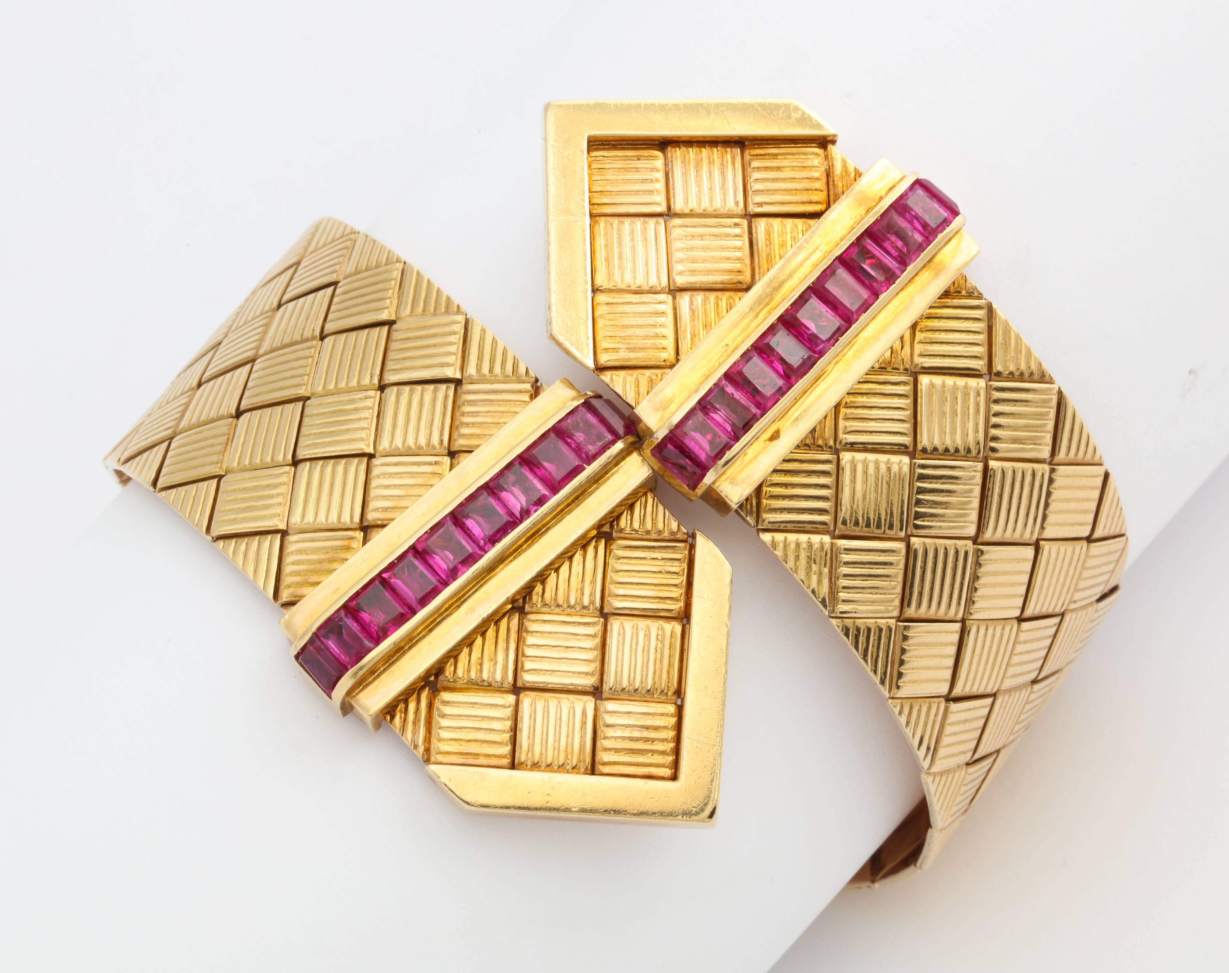 Women's 1940s Ruby Gold Crossover Buckles Bracelet