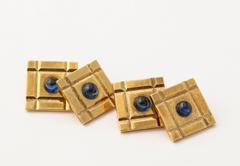 Tiffany Boutons de manchette et clous d'oreilles formels en or et saphir des années 1940