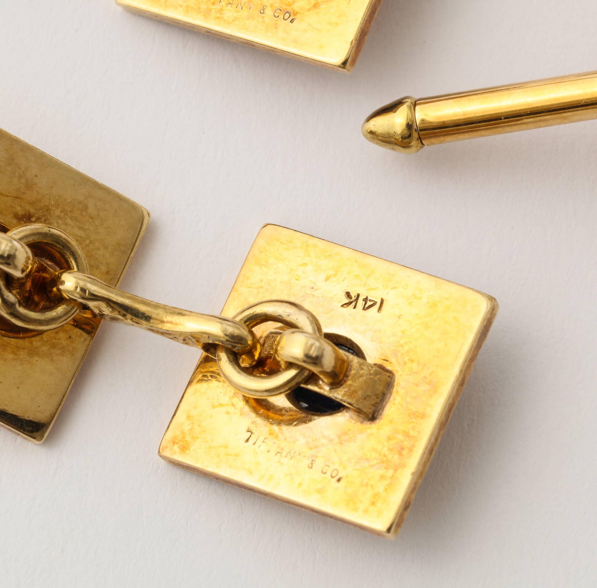 Uomo Set di gemelli e borchie in oro zaffiro Tiffany degli anni '40 in vendita