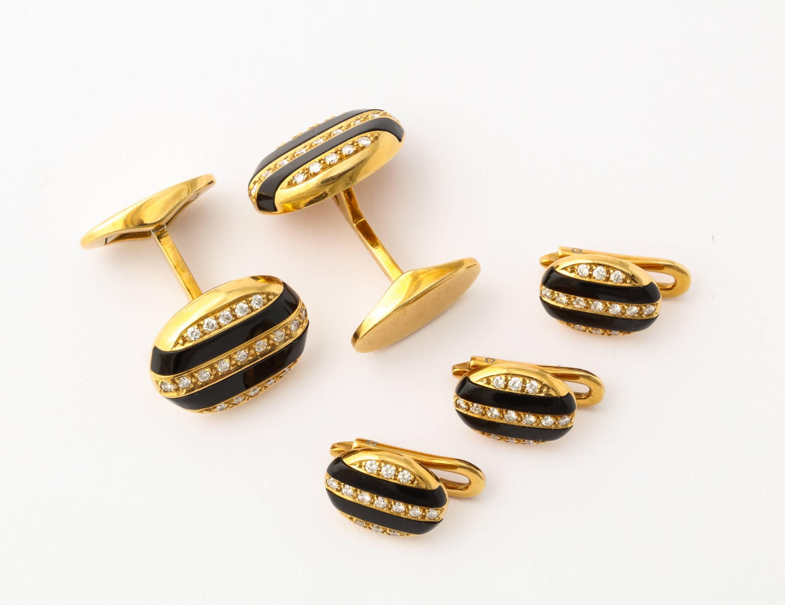 Tiffany & Co. Juego de gemelos de oro con diamantes y jade negro en venta 1