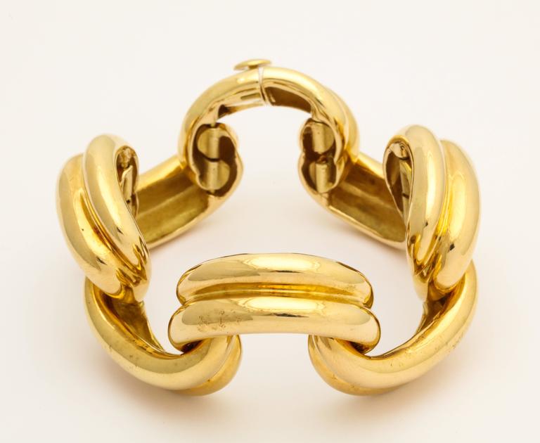 Craiger Drake Enameled Gold Ribbon Swags Bracelet For Sale at 1stDibs