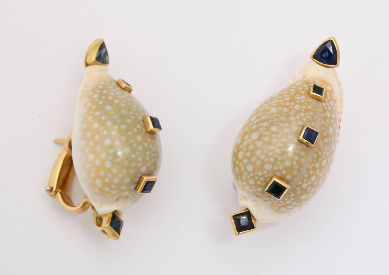 1990 Tiffany and Co. London Shell Sapphire Gold Ear Clips at 1stDibs