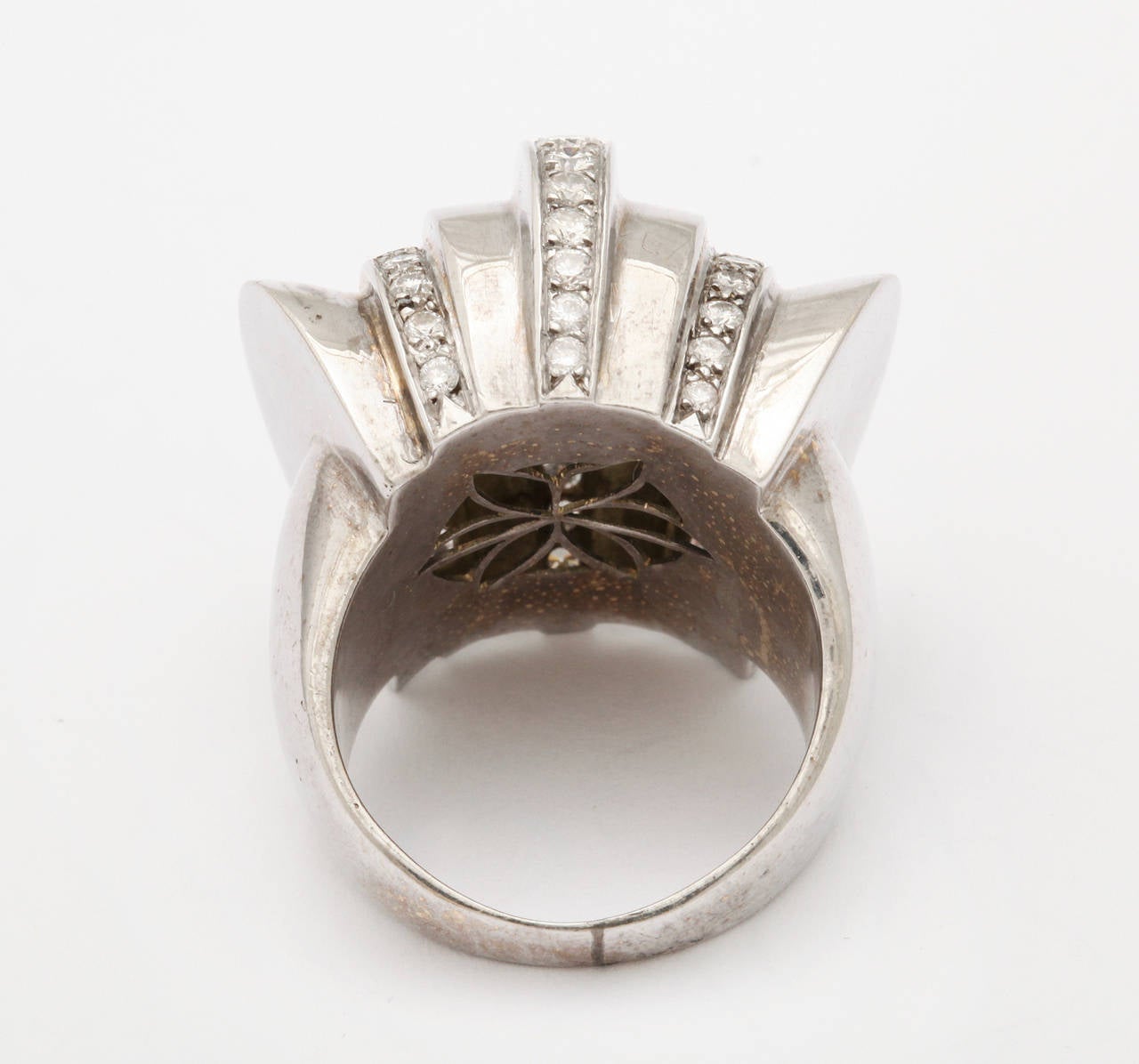 1940s Retro Diamond Gold Cocktail Ring In Excellent Condition In New York, NY