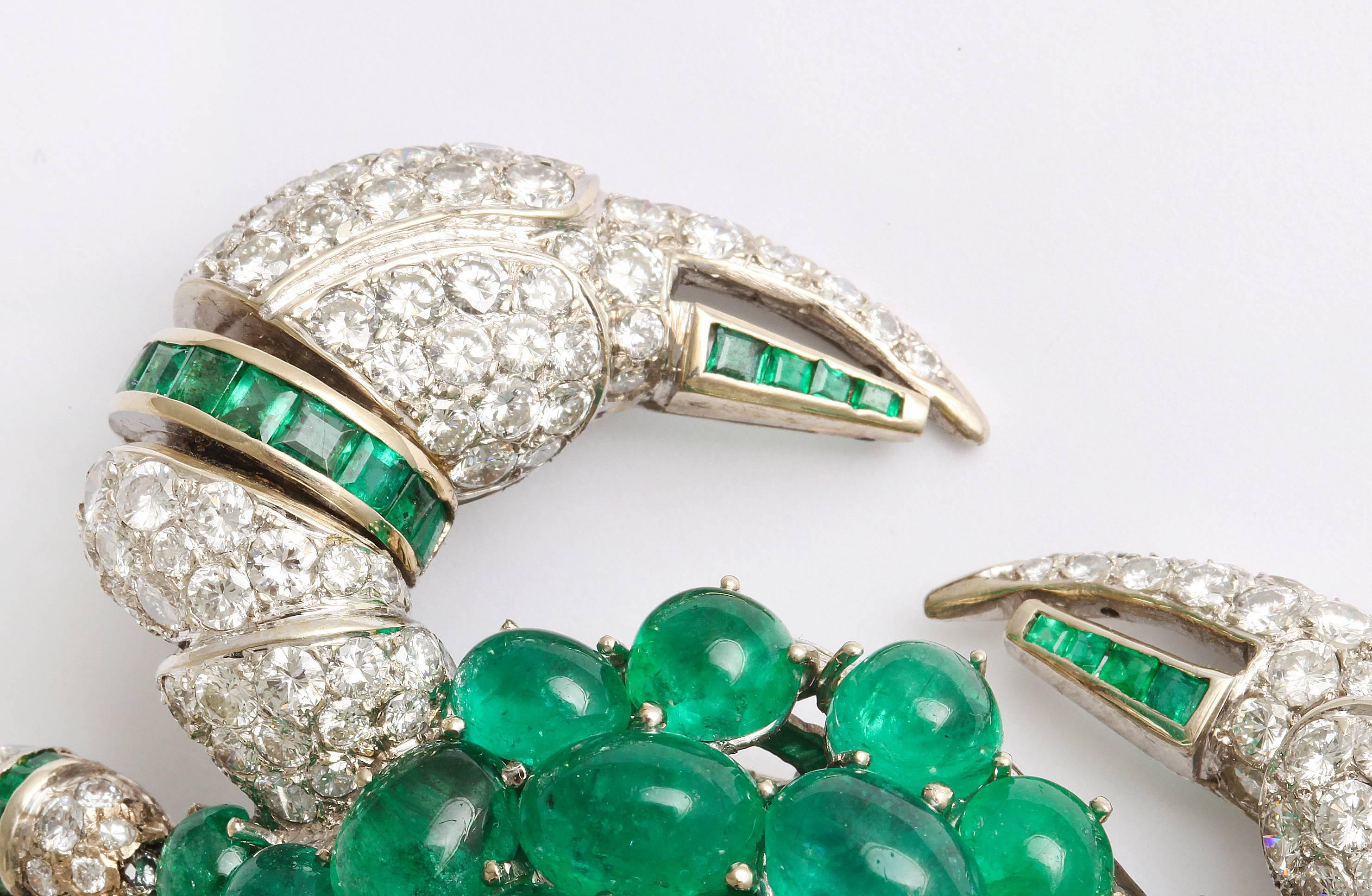 Stunning Emerald Diamond Gold Crab Brooch In Excellent Condition In New York, NY