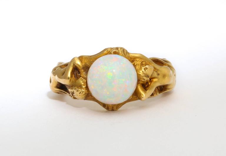 Figural Art Nouveau Opal and Gold Ring For Sale 1
