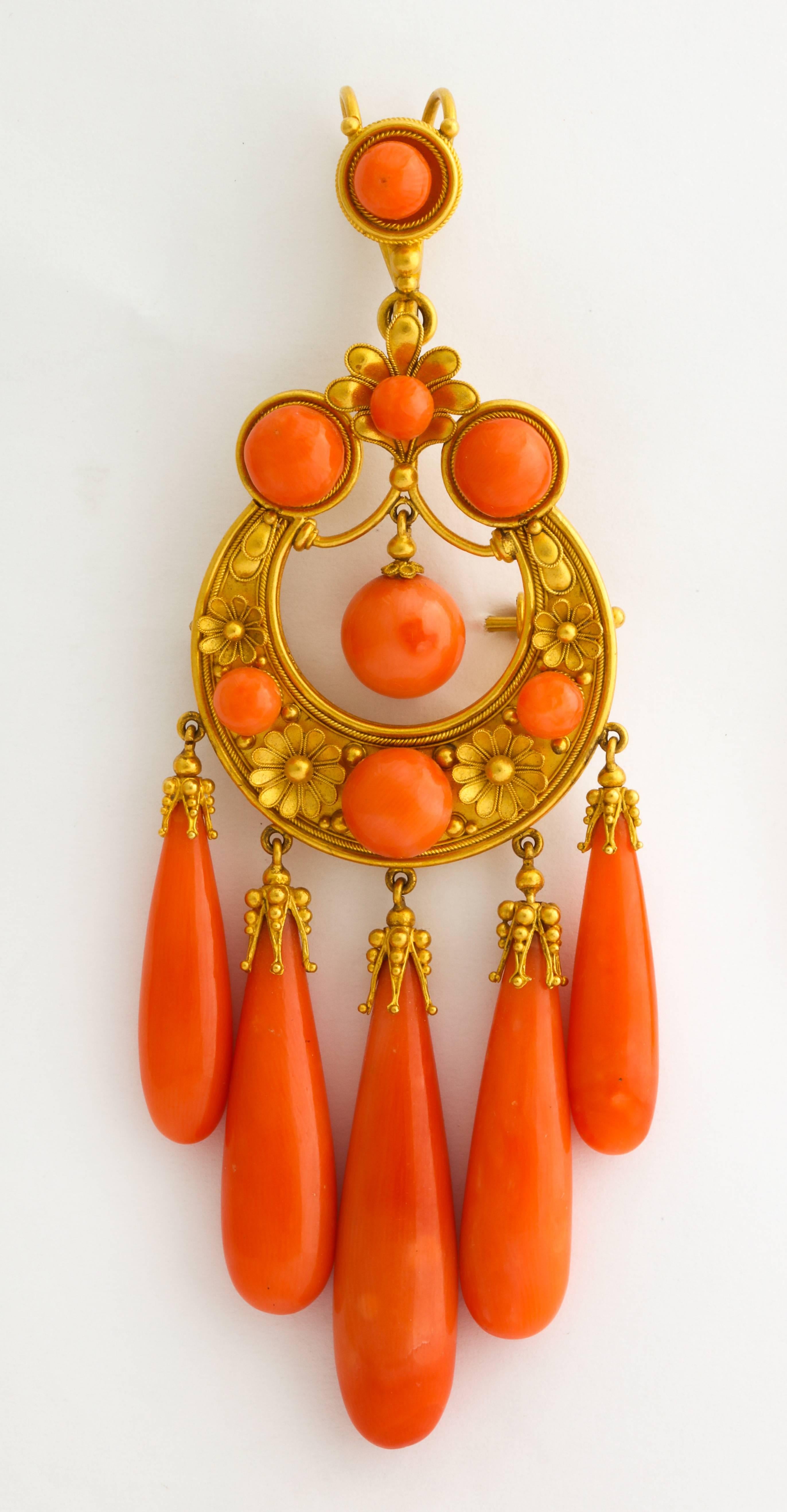 1850s Carved Coral and Gold Pendant Brooch and Earrings Suite In Excellent Condition For Sale In New York, NY