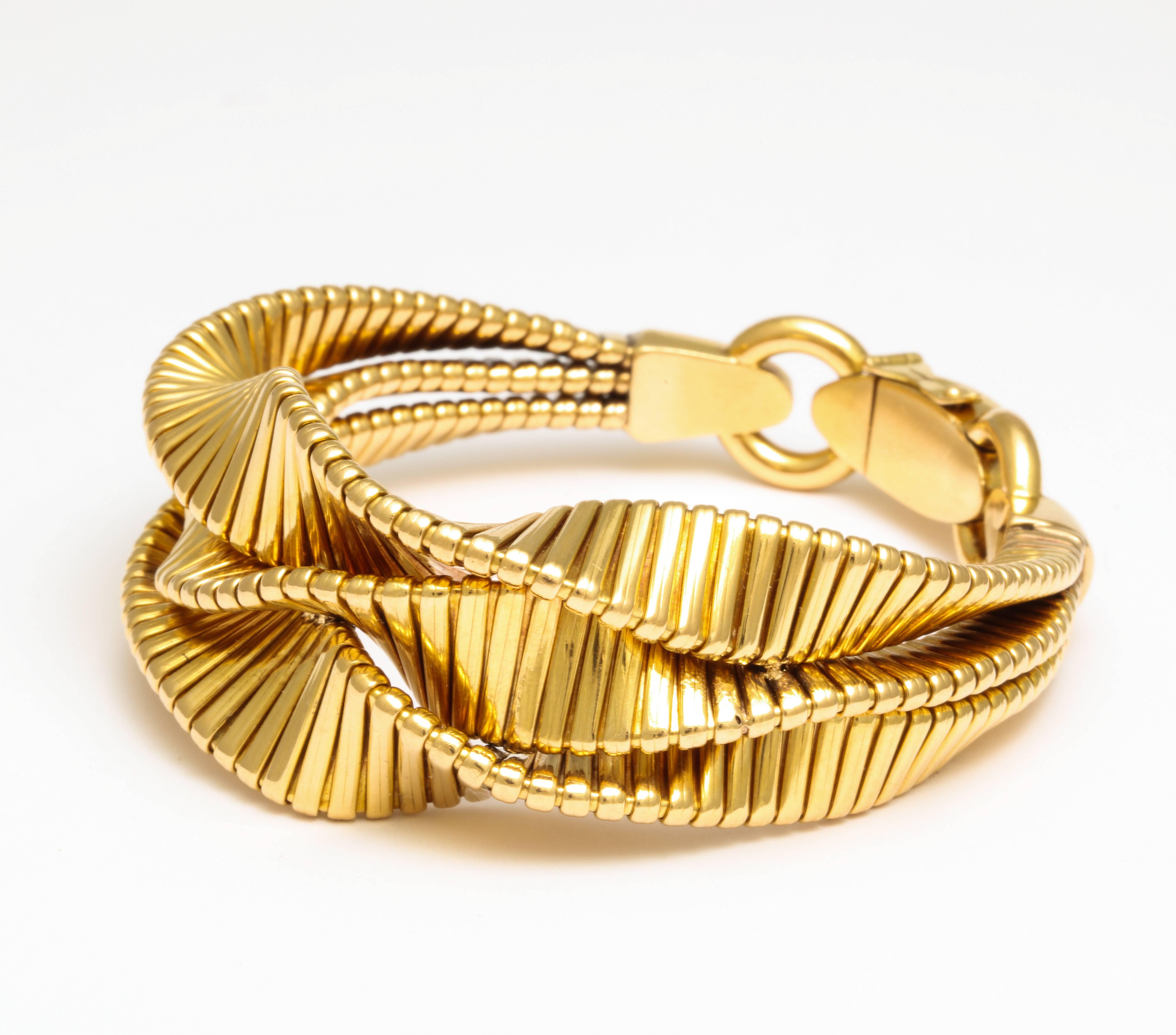 French Twist Retro Tube-Gas Gold Necklace and Bracelet In Excellent Condition In New York, NY