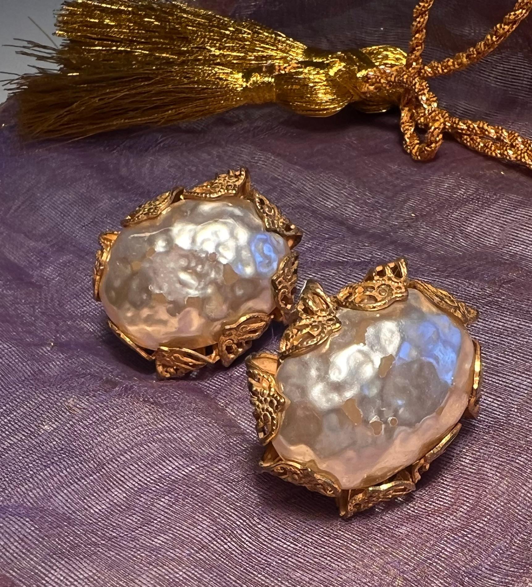 Miriam Haskell - Paire de boucles d'oreilles baroques ovales avec dos à vis en vente 2