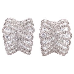 RUCHI Boucles d'oreilles à clip en or blanc avec pavé de diamants