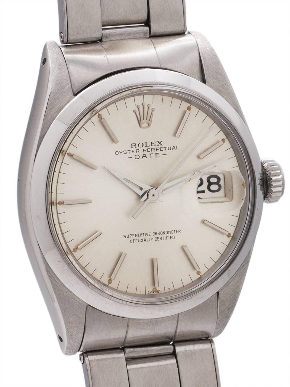 Rolex Stainless Steel Oyster Perpetual Original Dial Date Self Wind Wristwatch In Excellent Condition In West Hollywood, CA