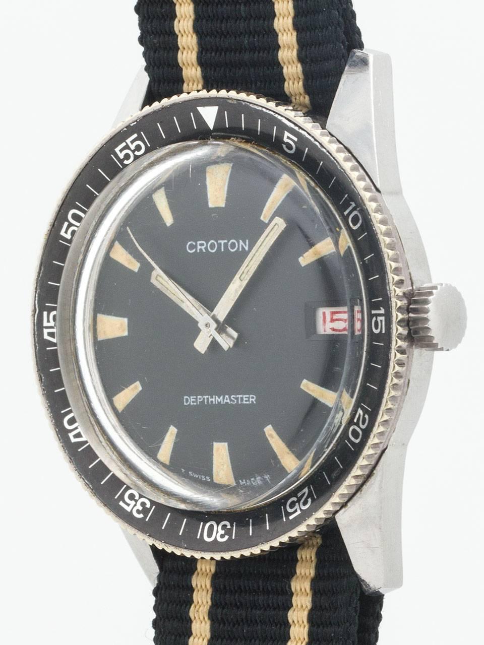 Croton Stainless Steel Diver’s self winding Wristwatch, circa 1960s In Excellent Condition In West Hollywood, CA