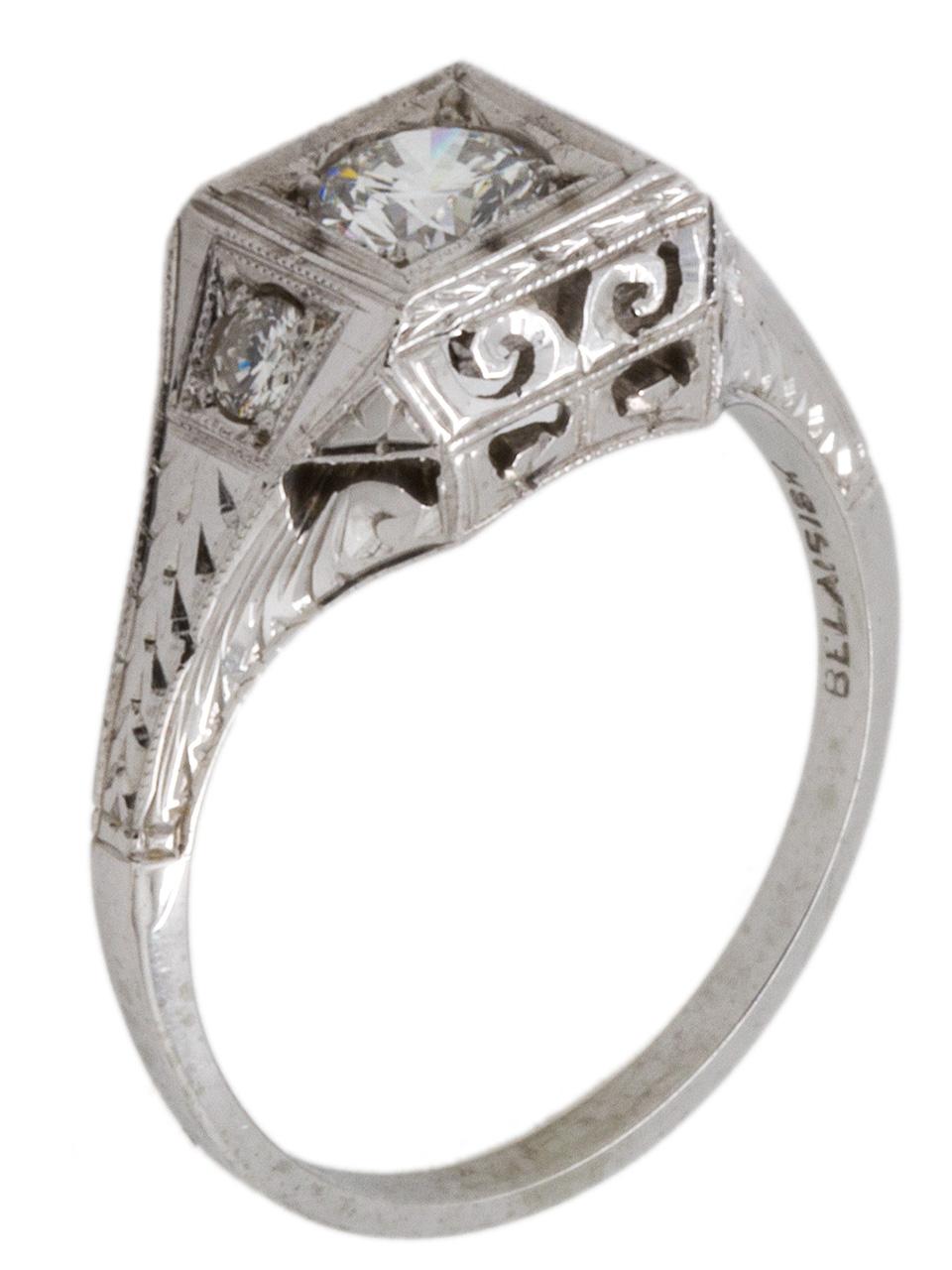 Art Deco Vintage Belais Engagement Ring 18 Karat White Gold 0.37 Carat H-VS2, circa 1930s For Sale