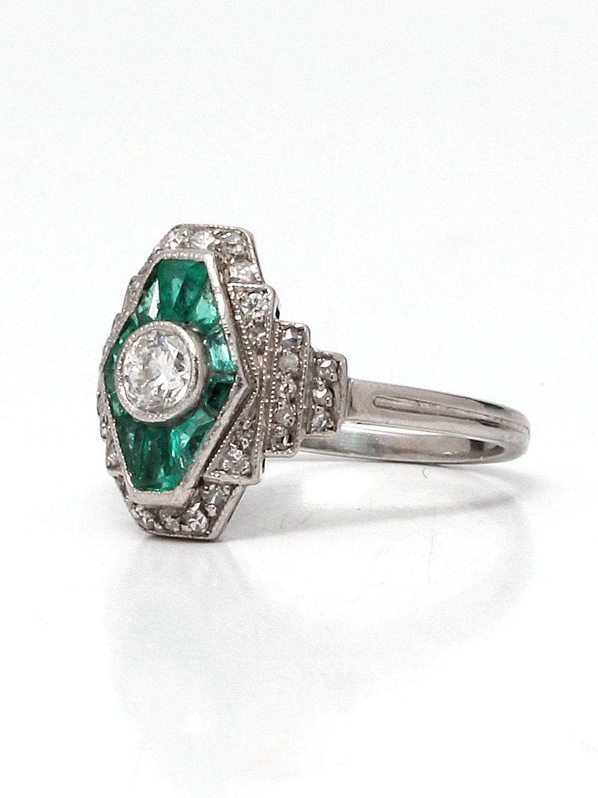 1930s Diamonds and Emeralds Platinum Ring For Sale at 1stDibs