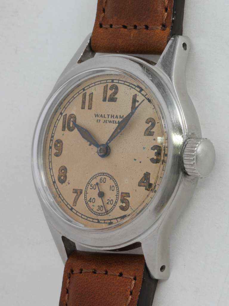 Women's or Men's Waltham Base Metal WWII-Era Military Wristwatch circa 1940s
