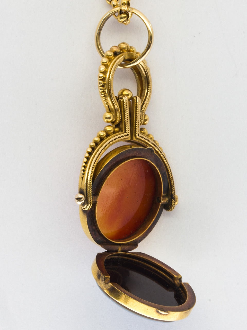 Women's Antique Carnelian Onyx Gold Spinner Locket
