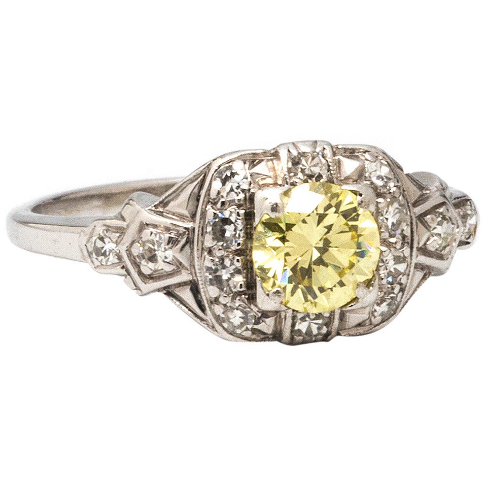 1930s Diamond Platinum Engagement Ring For Sale at 1stdibs