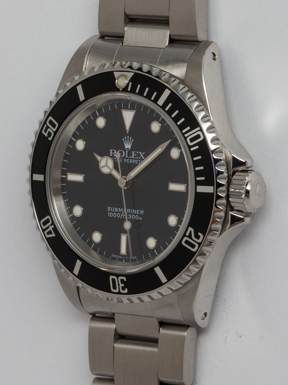 Rolex Stainless Steel Submariner Wristwatch Ref 14060 In Excellent Condition In West Hollywood, CA