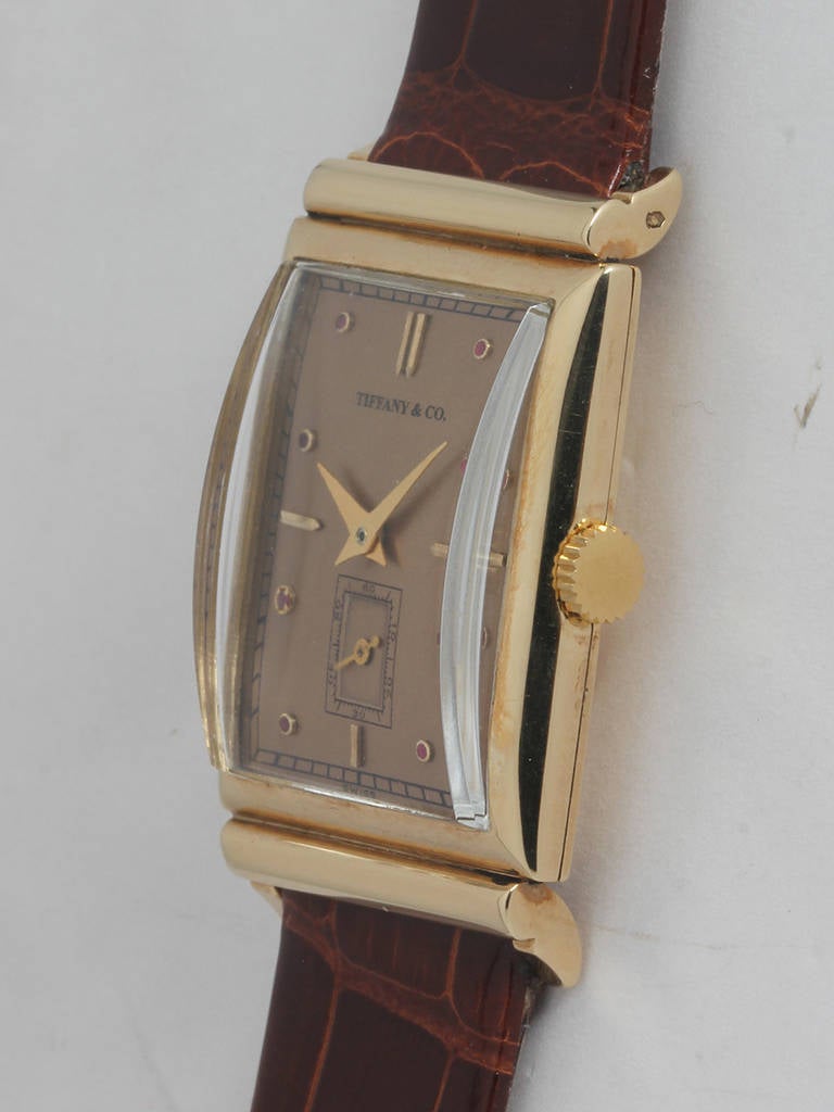 Tiffany & Co Yellow Gold Rectangular Wristwatch circa 1943 In Excellent Condition In West Hollywood, CA