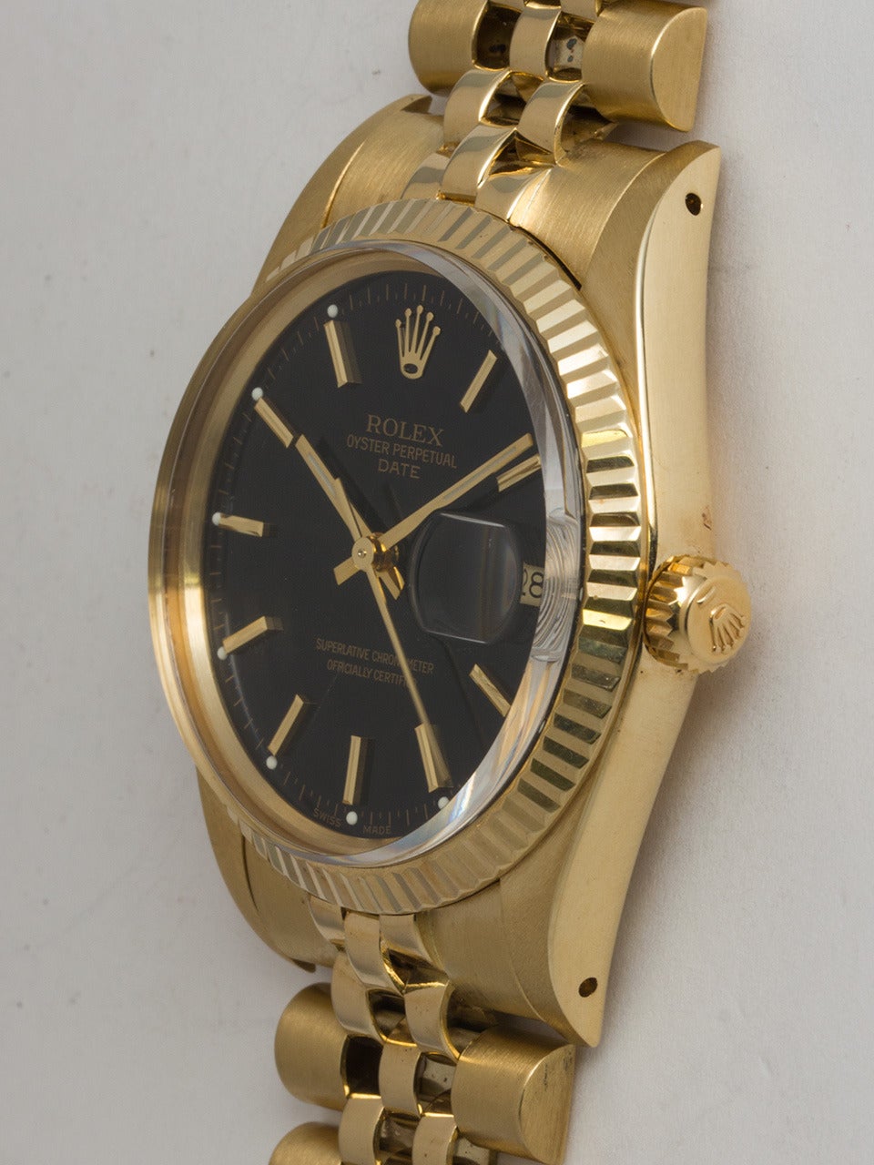 Rolex Yellow Gold Oyster Perpetual Date Wristwatch Ref 15038 circa 1989 In Excellent Condition In West Hollywood, CA
