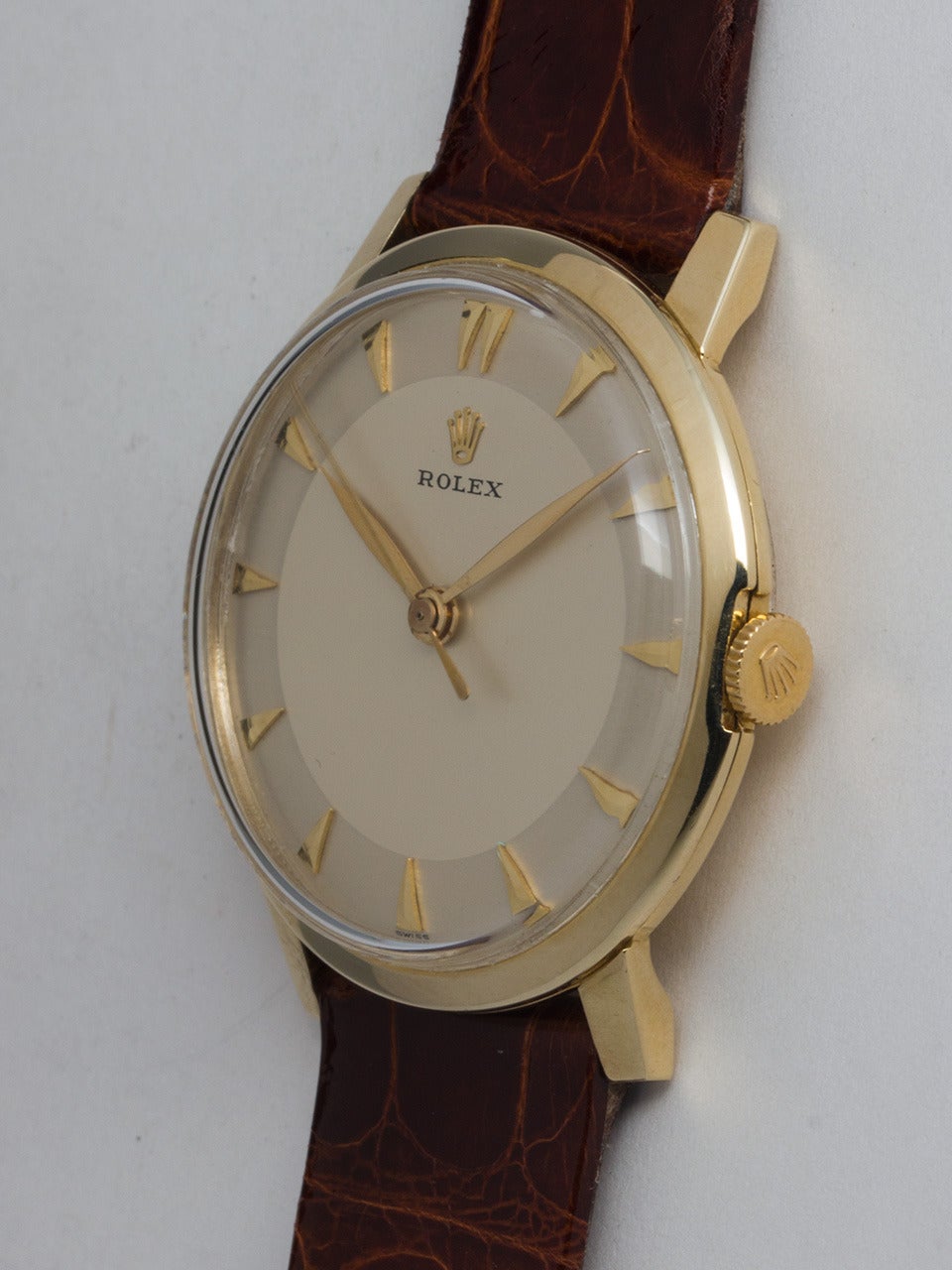 Rolex Yellow Gold Dress Wristwatch circa 1950s In Excellent Condition In West Hollywood, CA