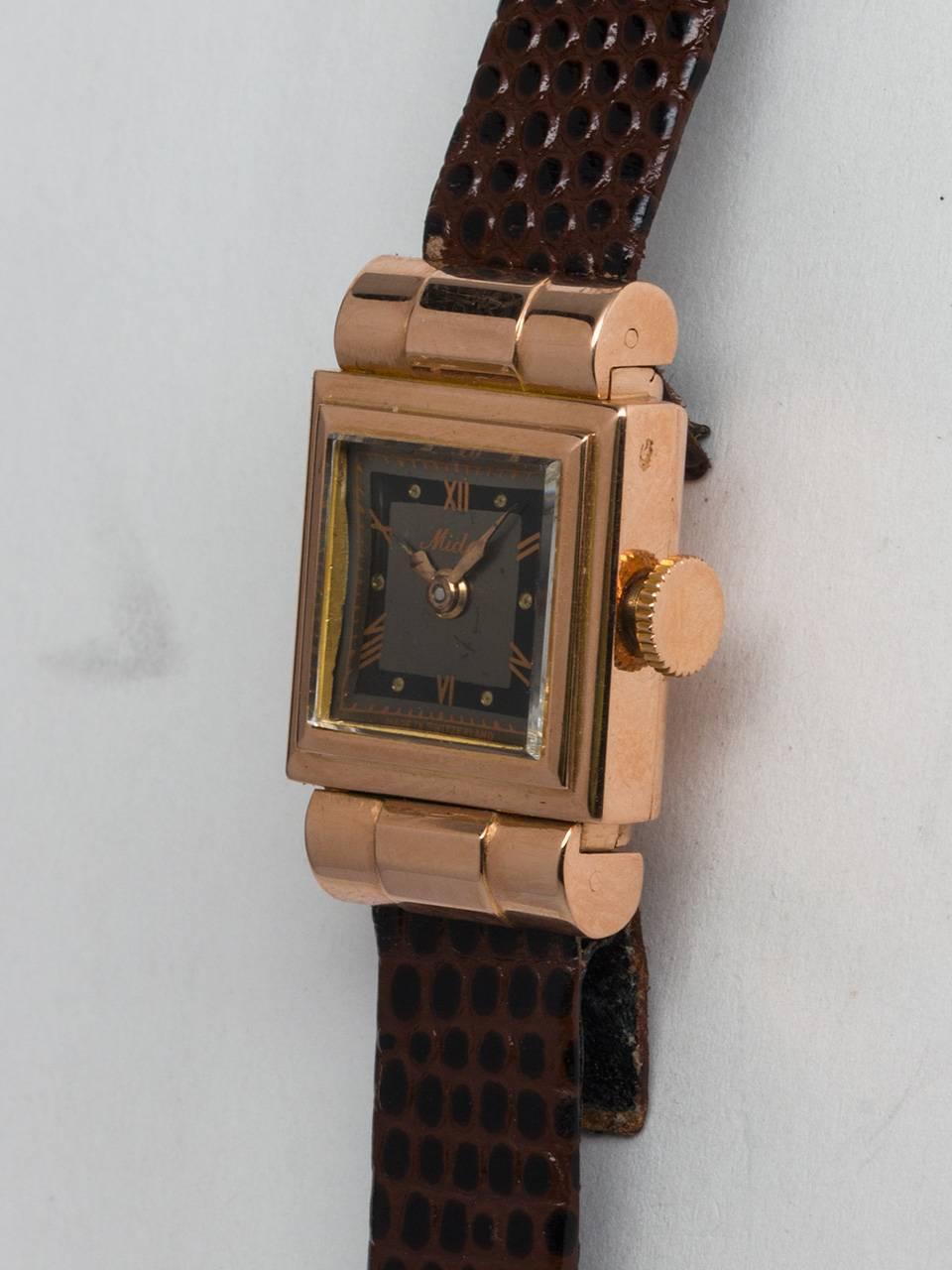 Mido Lady's Rose Gold Square Dress Wristwatch In Excellent Condition In West Hollywood, CA