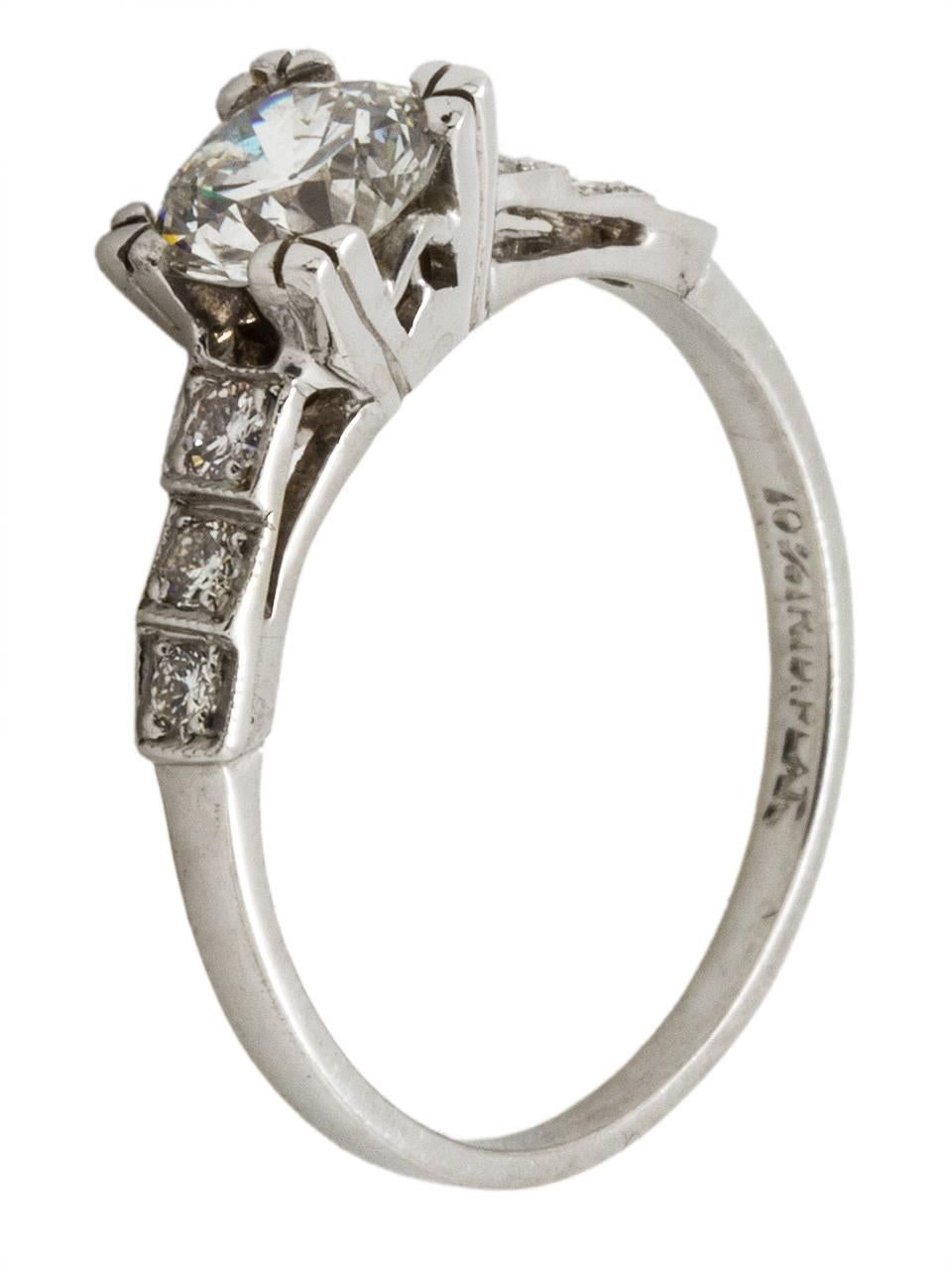 Art Deco 1930s Vintage Diamond Engagement Ring Platinum 0.77 Carat Round Brilliant F-VS1 For Sale