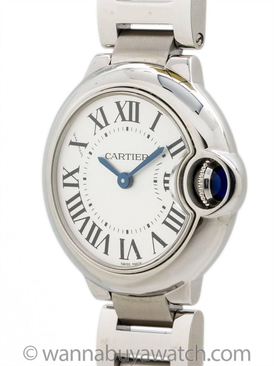 Cartier lady small size 29mm stainless steel Ballon Bleu ref W69010Z4 circa 2000’s. Featuring 29mm diameter case with smooth bezel, sapphire crystal and protected blue sapphire cabochon crown. Classic silvered guilloche dial with large printed black