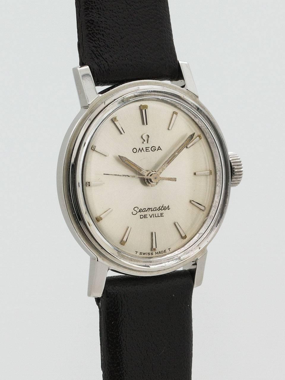 Omega Ladies Stainless Steel Seamaster Deville Automatic Wristwatch  In Excellent Condition In West Hollywood, CA