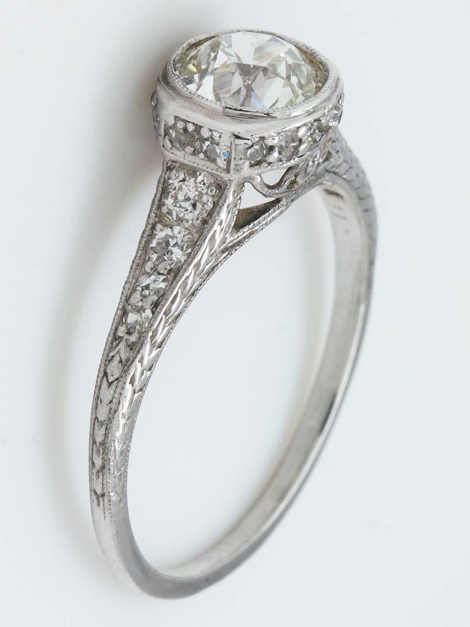Art Deco Vintage Engagement Ring Platinum 0.93 Carat Old European Cut J-VS2, circa 1920s