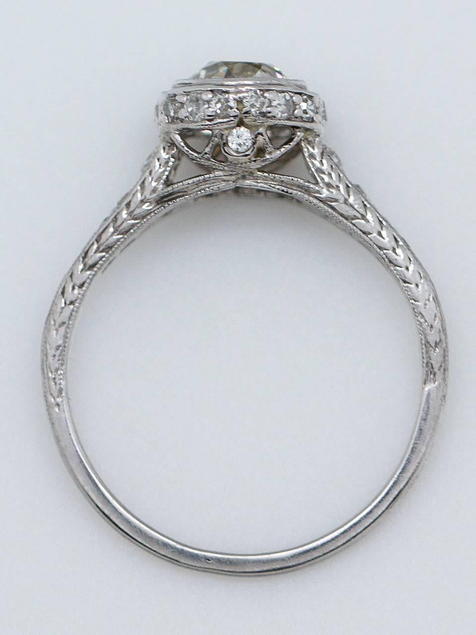 Vintage Engagement Ring Platinum 0.93 Carat Old European Cut J-VS2, circa 1920s In Excellent Condition In West Hollywood, CA