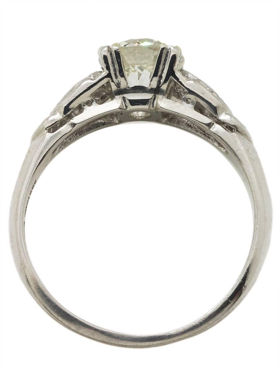 Vintage Engagement Ring Platinum 1.22 Carat I-VS2 Old European Cut, circa 1930s In Excellent Condition For Sale In West Hollywood, CA
