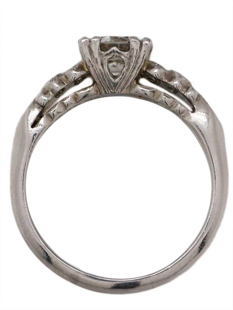 Art Deco Vintage Engagement Ring Platinum 0.94 Carat Old European Cut G-VS1, circa 1930s For Sale