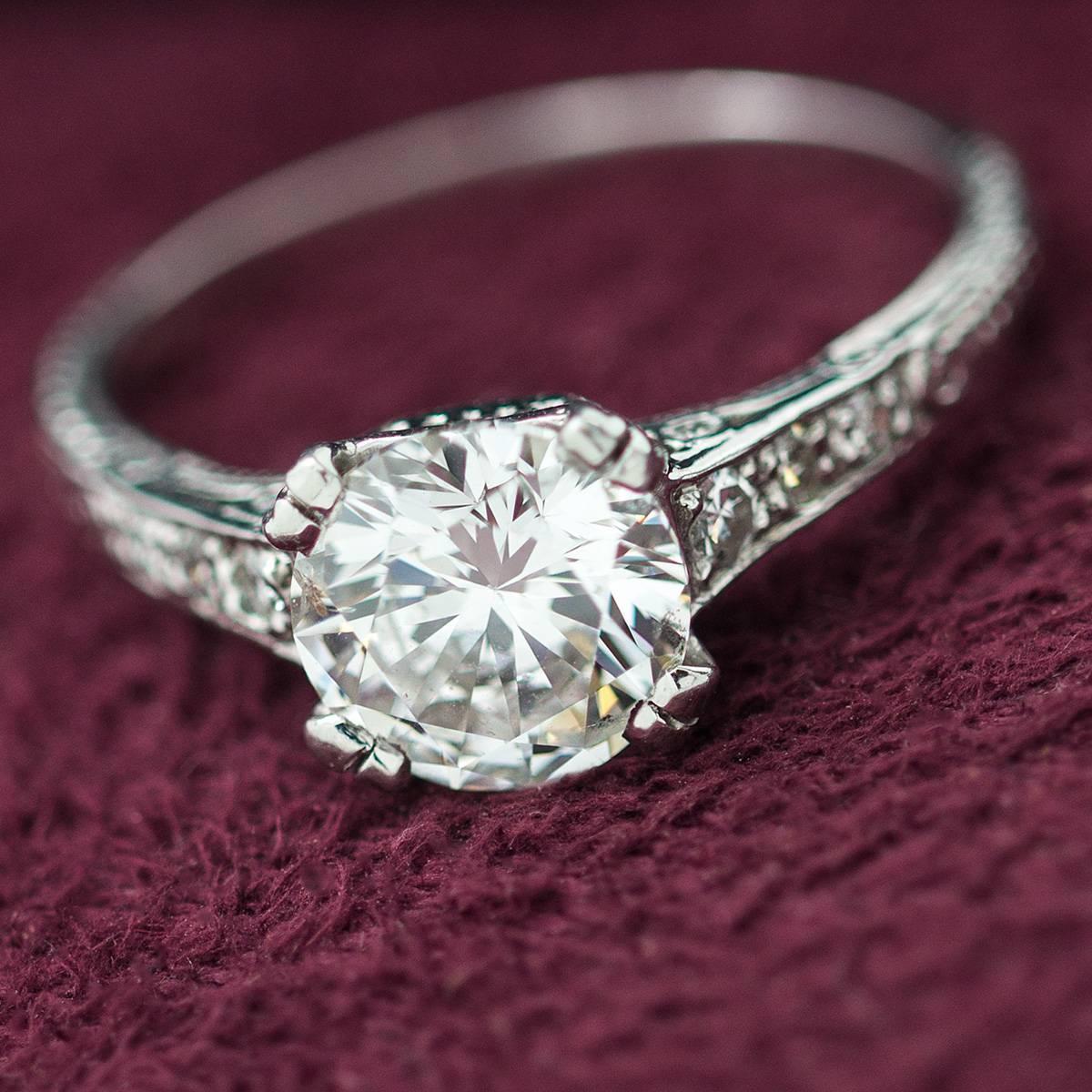 Engagement Ring Platinum 1.52 Carat Round Brilliant H-SI2 For Sale 1