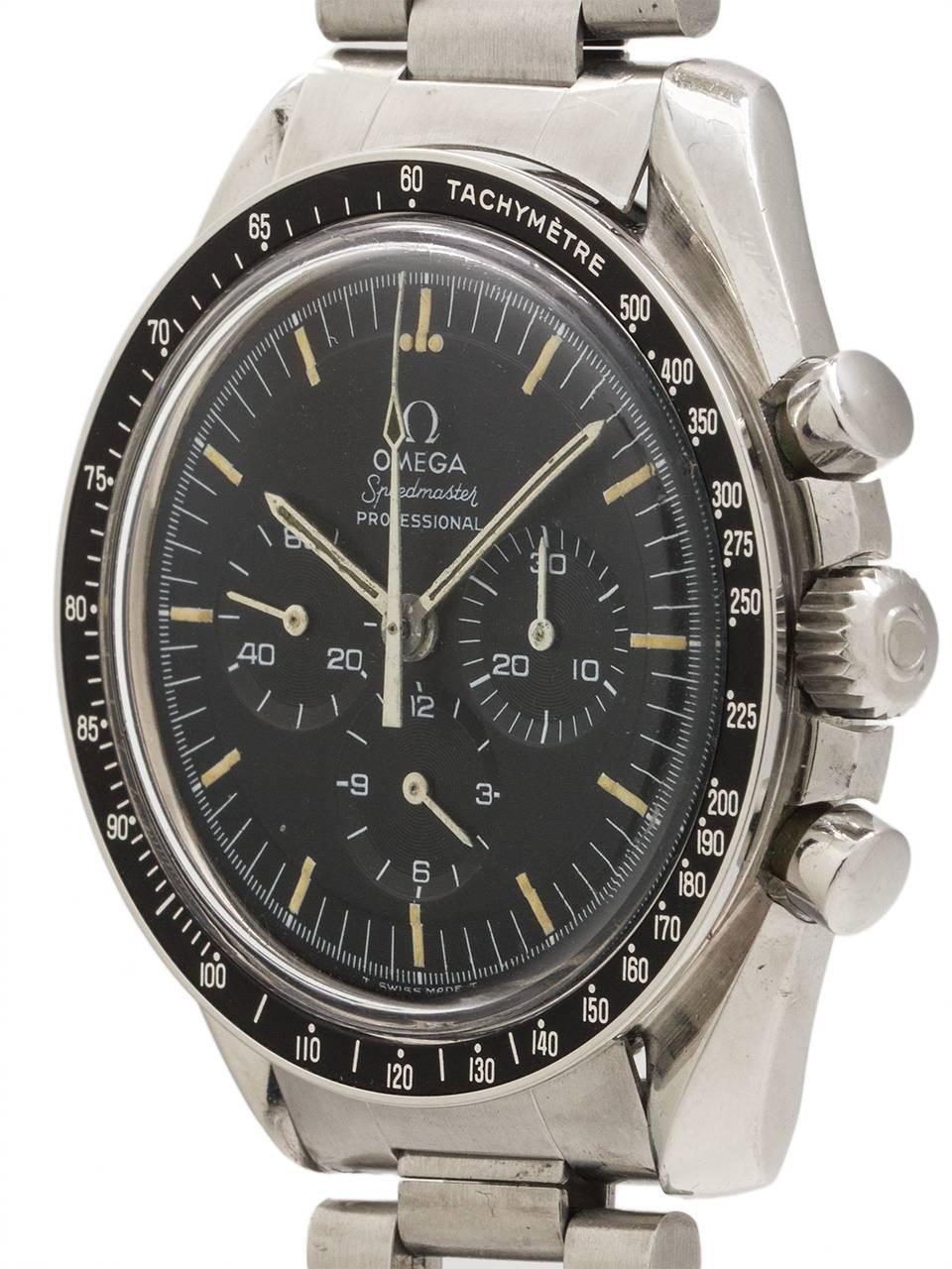 
Transitional model Omega Speedmaster pre Man on the Moon model, ref 145.022-69. Movement serial # of 30.5 million dates this example to 1969. This is the transitional model powered by caliber 861 manual wind movement as opposed to the now