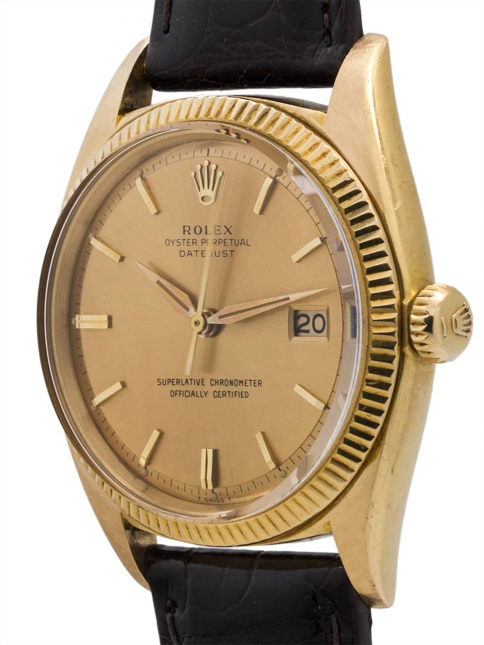 Rolex Yellow Gold Datejust Automatic Wristwatch Ref 1601, circa 1961 In Excellent Condition In West Hollywood, CA