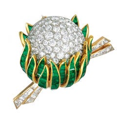 Van Cleef & Arpels Emerald Diamond Gold Flower Brooch