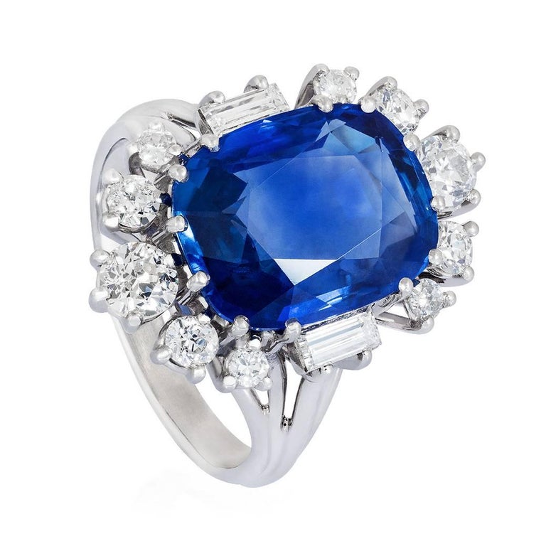 Sapphire Diamond Platinum Ring For Sale at 1stDibs