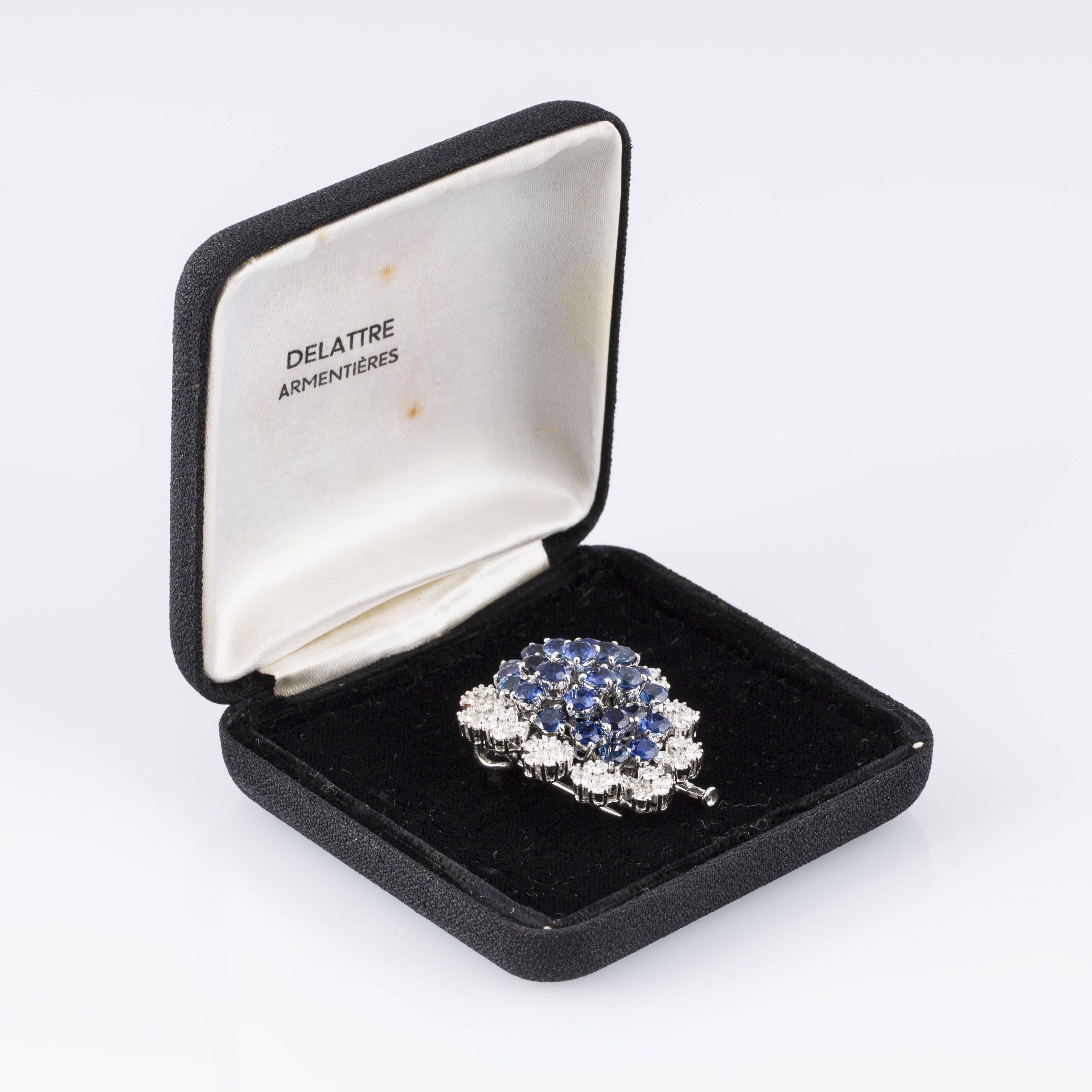 Sapphire Diamond Gold Cluster Clip  Pendant For Sale 1