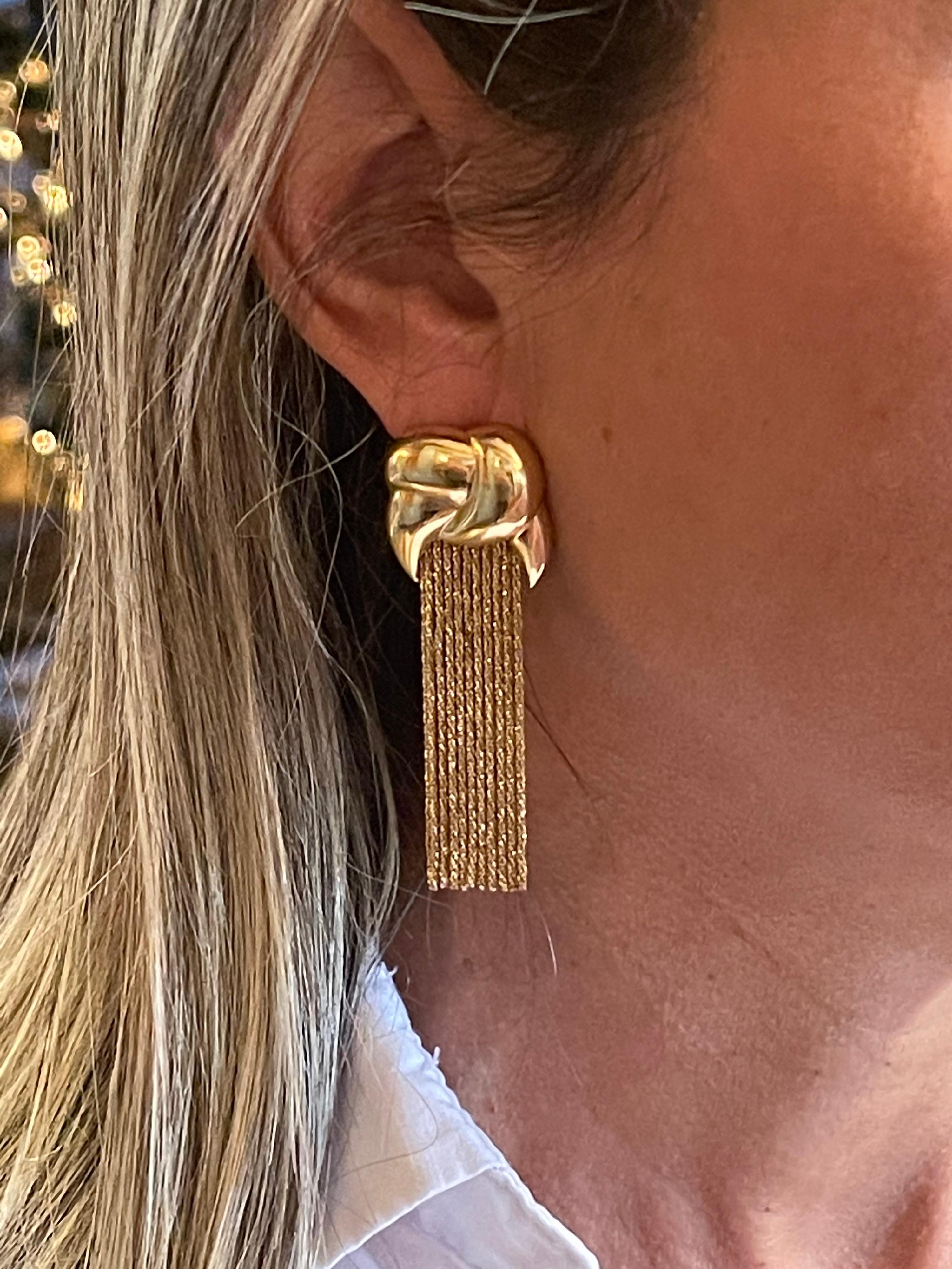 14 Karat Yellow Gold Yuri Ichihashi Multi-Strand Earrings In Excellent Condition For Sale In West Palm Beach, FL