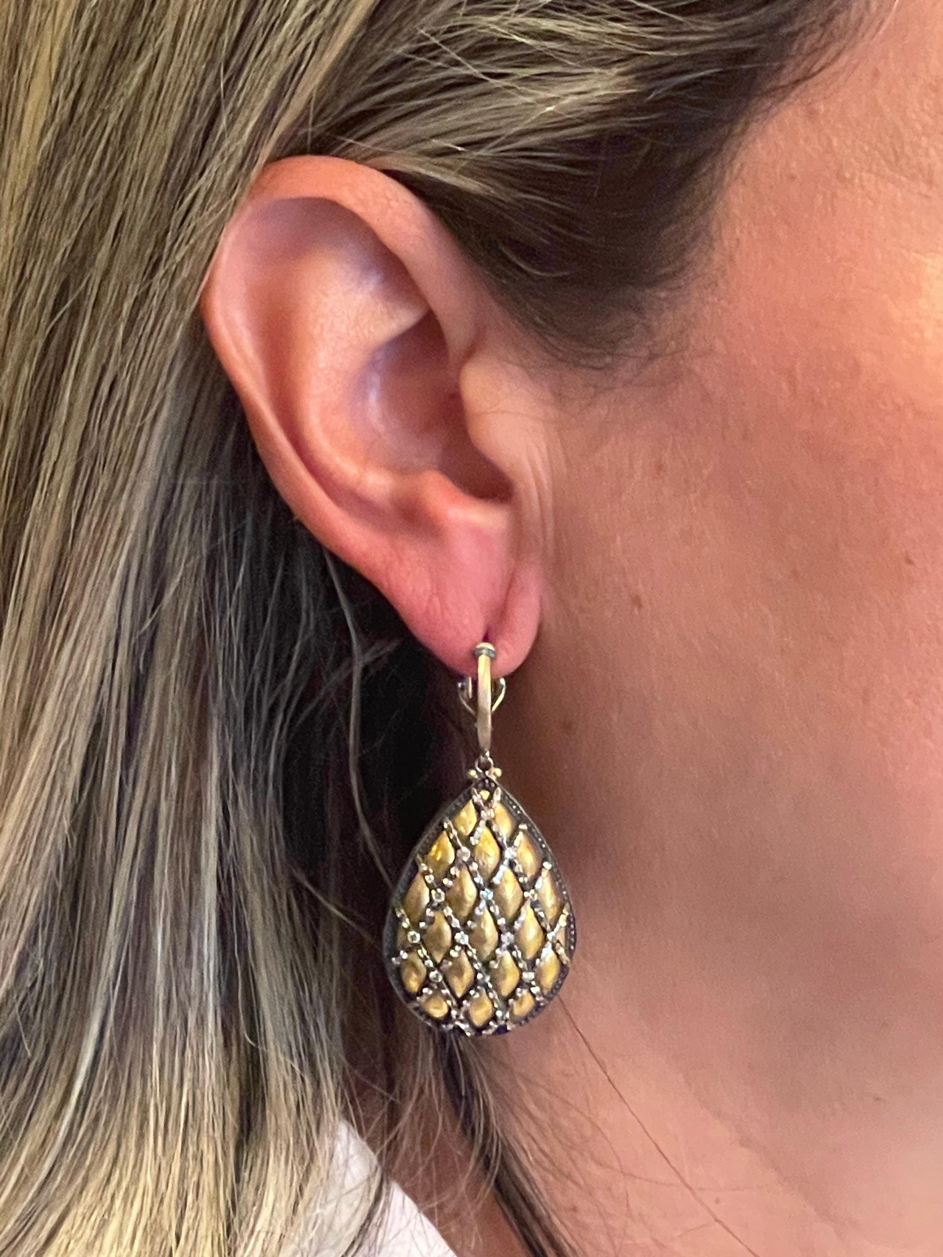 Round Cut Gurhan 24 Karat Solid Yellow Gold and Silver Dangle Drop Earrings For Sale