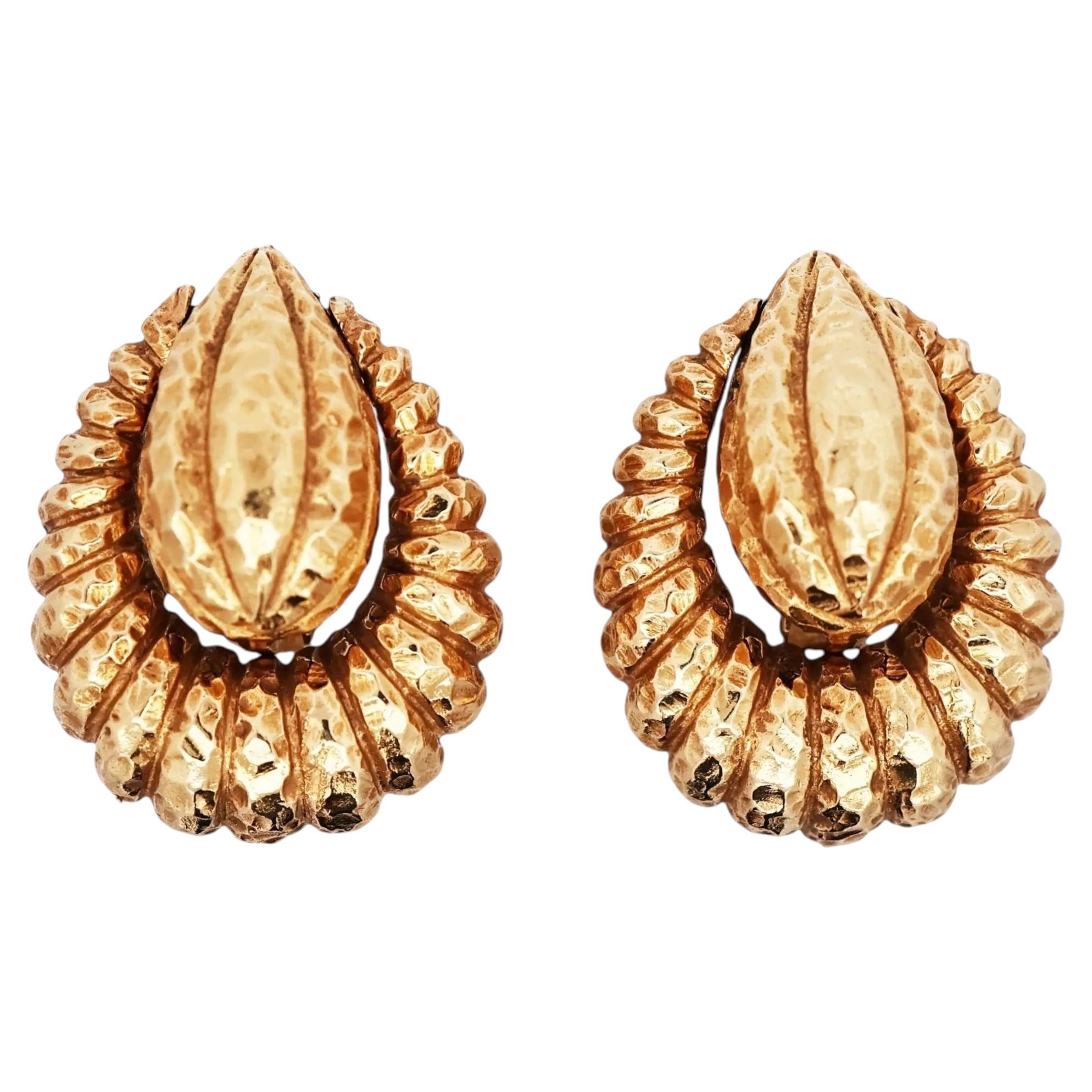 Tiffany & Co. 18K Gold Sculptural Clip-On Earrings, Mid-20th Century For Sale