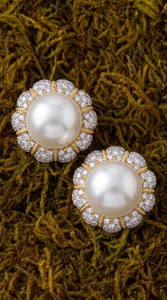 Buccellati 18K Gold Pearl Diamond Drop Earrings, Modern Floral Design