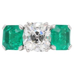 Van Cleef & Arpels, bague émeraude sertie d'un diamant de 3,26 carats, certifiée GIA
