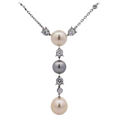 Collana Cartier in oro 18 carati con perle e diamanti, 2,2 carati, design moderno