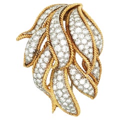 David Webb, 18K Gold Diamond Brooch