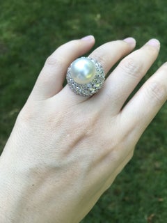 Van Cleef & Arpels Platinum Pearl Diamond Cluster Ring, Circa 1960s